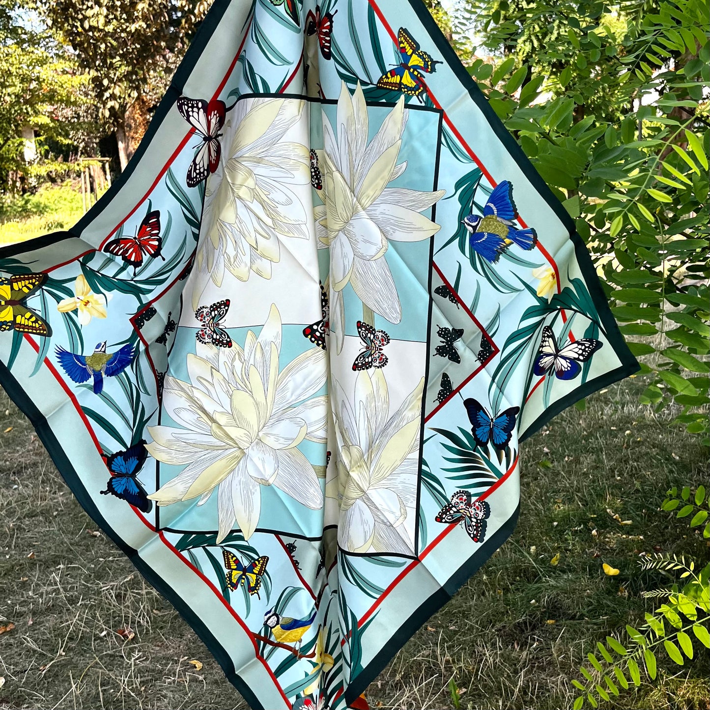 Reversible scarf (different colors) 106003- Hand-rolled edges (Copy)