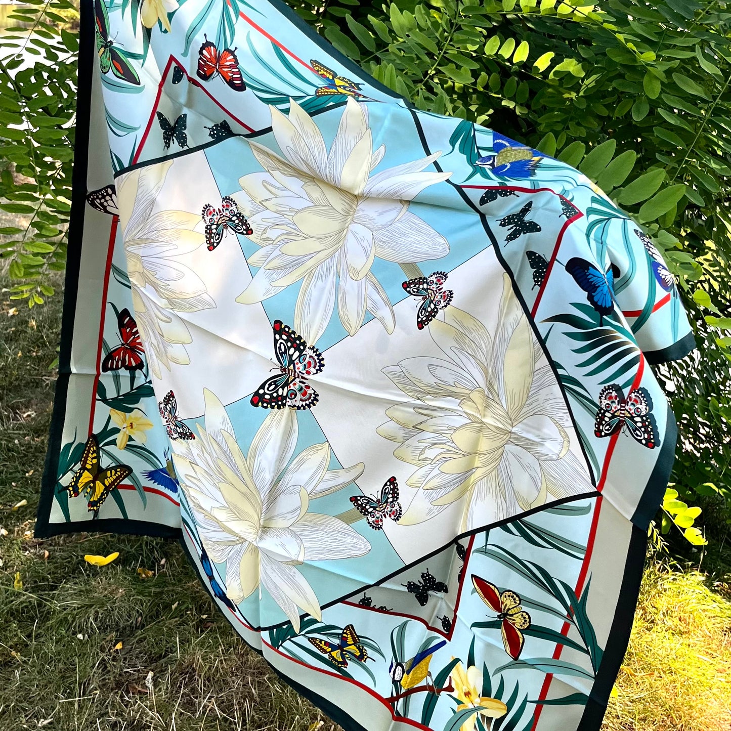 Reversible scarf (different colors) 106003- Hand-rolled edges (Copy)