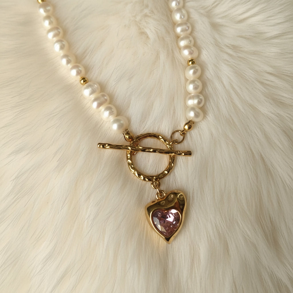Naszyjnik perłowy serduszko