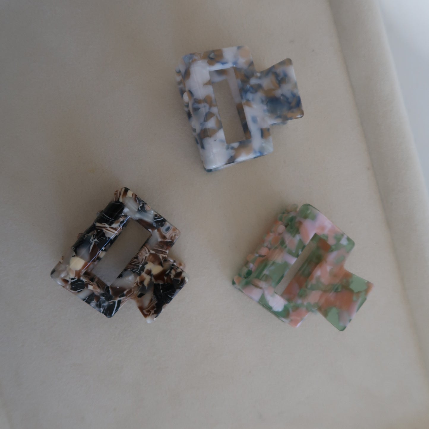 Barrette à cheveux Carré