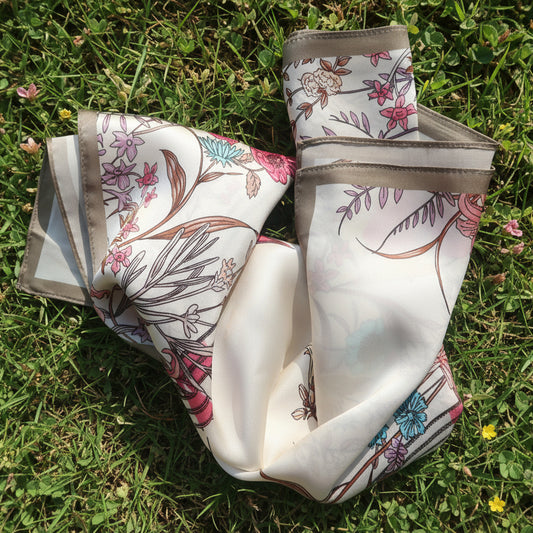 Apaszka jedwabna 68cm 101017